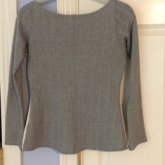 Perforated leather top - Picture 2 of 2